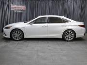 Lexus ES VII Москва  - изображение 32