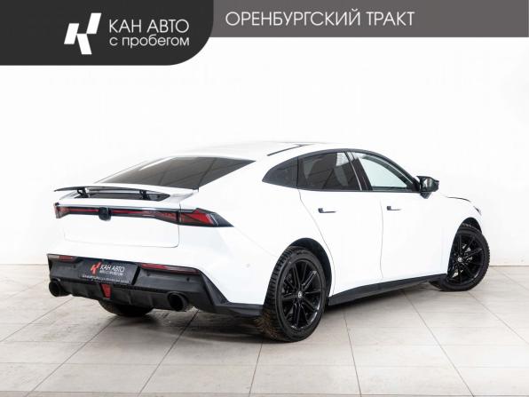 Changan UNI-V I с пробегом 2024 года, цена 2 330 000 рублей, 54057 км, лифтбек, Автокод Объявления