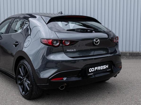 Mazda 3 IV (BP) с пробегом 2019 года, цена 2 450 000 рублей, 113040 км, хэтчбек, Автокод Объявления