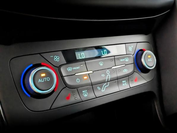 Ford Focus III Рестайлинг с пробегом 2016 года, цена 1 125 000 рублей, 128074 км, хэтчбек, Автокод Объявления