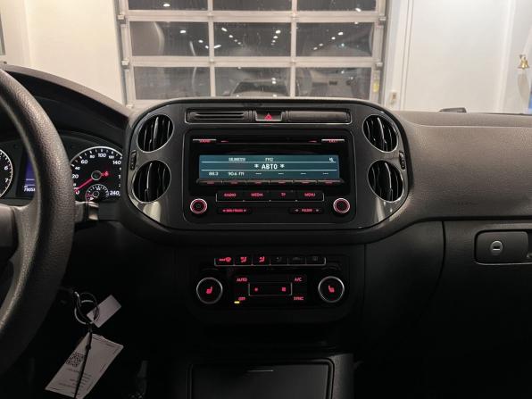 Volkswagen Tiguan I Рестайлинг с пробегом 2012 года, цена 1 360 000 рублей, 79058 км, внедорожник, Автокод Объявления