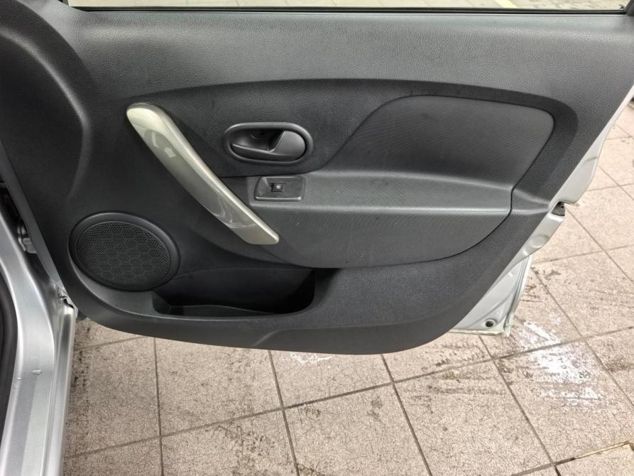 Renault Sandero II Рестайлинг Санкт-Петербург  - изображение 18