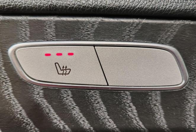 Mercedes-Benz C-Класс IV (W205) Рестайлинг с пробегом 2019 года, цена 2 500 000 рублей, 126904 км, седан, Автокод Объявления