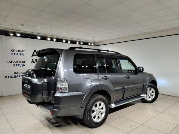Mitsubishi Pajero IV Рестайлинг 2 с пробегом 2015 года, цена 3 059 000 рублей, 91914 км, внедорожник, Автокод Объявления
