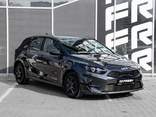 Kia Ceed III Рестайлинг с пробегом 2022 года, цена 1 965 000 рублей, 73711 км, хэтчбек, Автокод Объявления