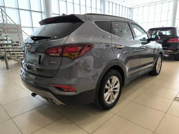 Hyundai Santa Fe III Рестайлинг с пробегом 2017 года, цена 1 899 000 рублей, 197071 км, внедорожник, Автокод Объявления