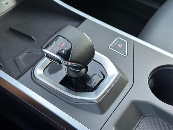 Geely Monjaro I с пробегом 2024 года, цена 3 700 000 рублей, 27000 км, внедорожник, Автокод Объявления
