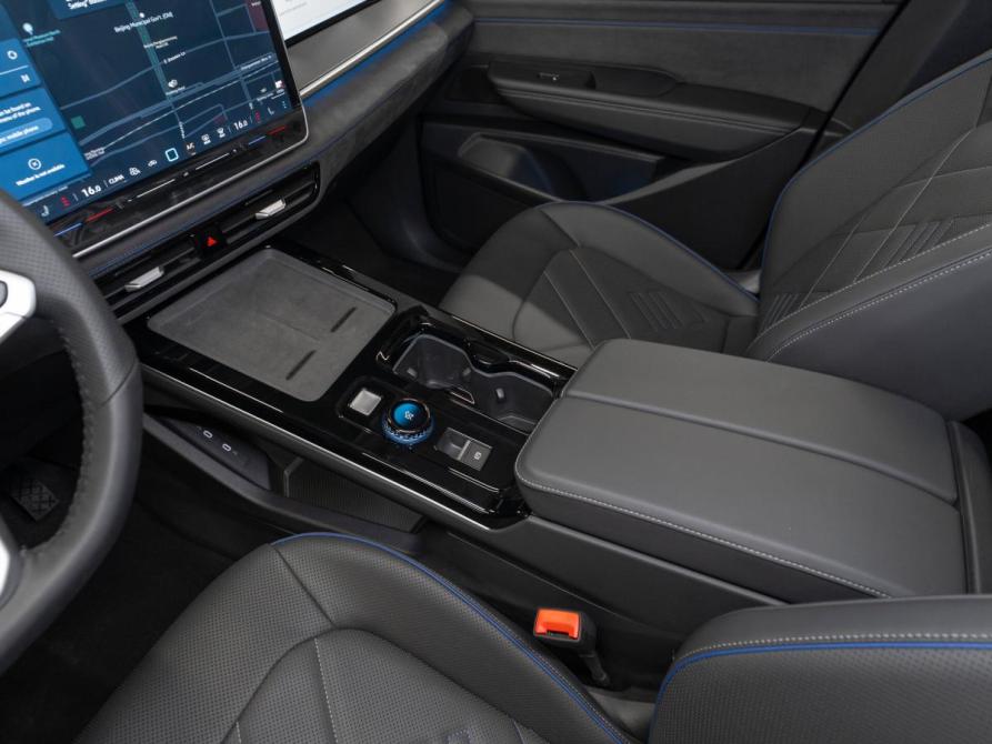 Volkswagen Tavendor I Рестайлинг Москва  - изображение 19