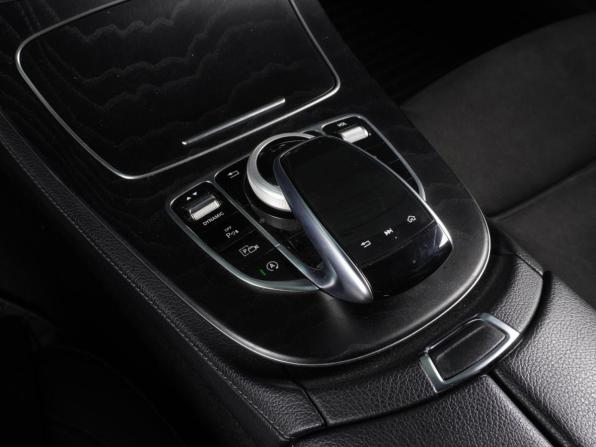 Mercedes-Benz E-Класс V (W213 S213 C238) с пробегом 2020 года, цена 4 520 000 рублей, 63083 км, седан, Автокод Объявления