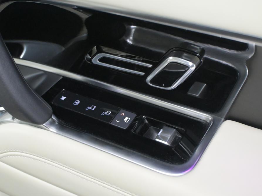 Land Rover Range Rover V Москва  - изображение 22