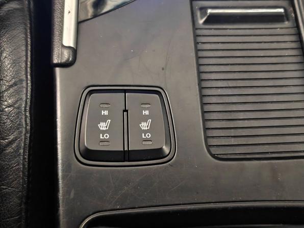 Hyundai Sonata VI (YF) с пробегом 2010 года, цена 1 030 000 рублей, 170000 км, седан, Автокод Объявления
