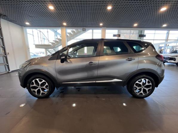 Renault Kaptur I с пробегом 2017 года, цена 1 000 000 рублей, 213913 км, внедорожник, Автокод Объявления