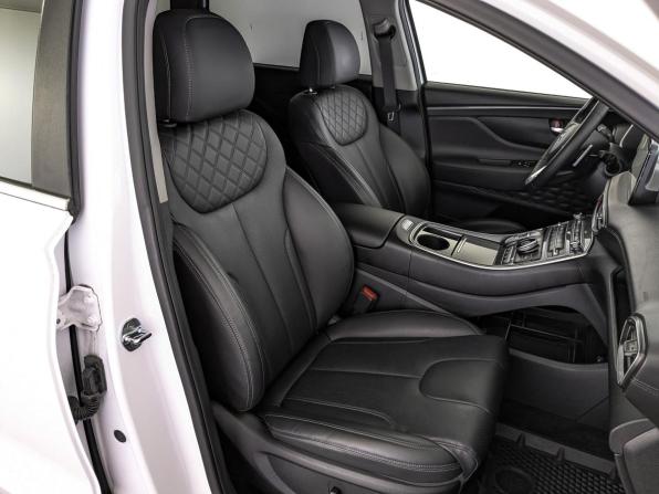 Hyundai Santa Fe IV Рестайлинг с пробегом 2022 года, цена 3 550 000 рублей, 49228 км, внедорожник, Автокод Объявления