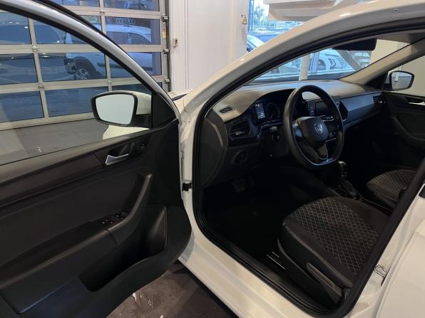 Volkswagen Polo VI с пробегом 2021 года, цена 1 698 000 рублей, 63427 км, лифтбек, Автокод Объявления