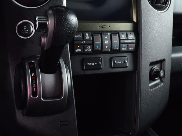 Honda Pilot II Рестайлинг с пробегом 2013 года, цена 2 099 995 рублей, 304234 км, внедорожник, Автокод Объявления