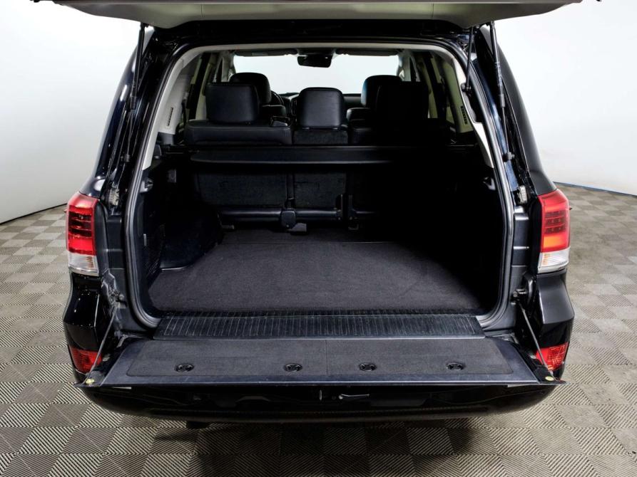 Toyota Land Cruiser 200 Series Рестайлинг 2 Санкт-Петербург  - изображение 12