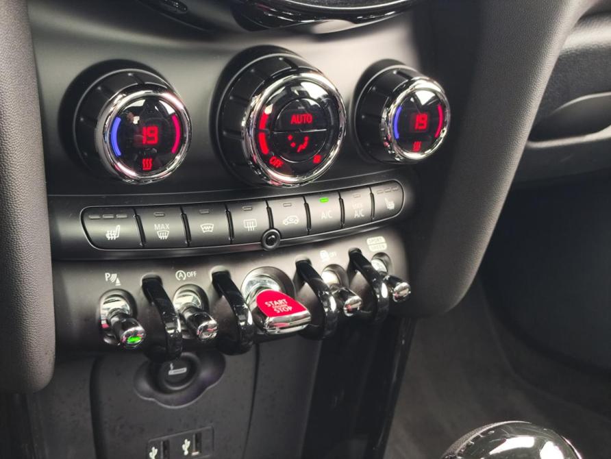 Mini Hatch III (F55/F56) Рестайлинг Санкт-Петербург  - изображение 23