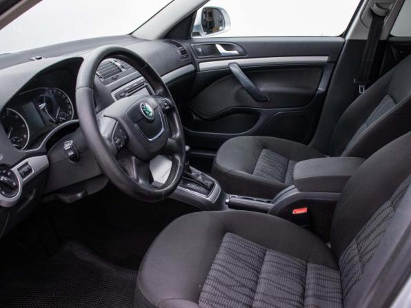 Skoda Octavia II (A5) Рестайлинг с пробегом 2010 года, цена 506 000 рублей, 219569 км, лифтбек, Автокод Объявления