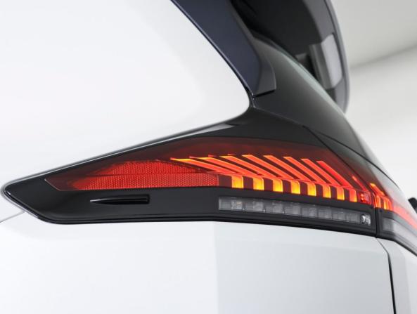 Toyota RAV4 VI (XA60) с пробегом 2025 года, цена 4 428 000 рублей, 2865 км, внедорожник, Автокод Объявления