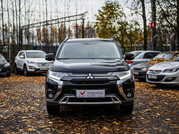 Mitsubishi Outlander III Рестайлинг 3 с пробегом 2021 года, цена 1 815 000 рублей, 194596 км, внедорожник, Автокод Объявления