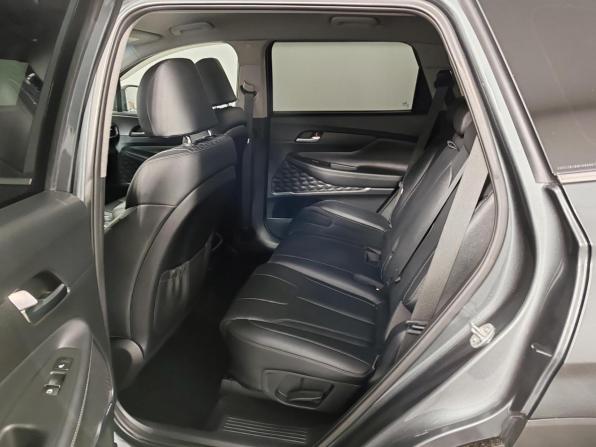 Hyundai Santa Fe IV с пробегом 2018 года, цена 2 999 000 рублей, 101034 км, внедорожник, Автокод Объявления