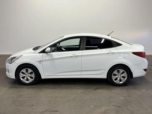 Hyundai Solaris I Рестайлинг с пробегом 2015 года, цена 777 000 рублей, 214791 км, седан, Автокод Объявления