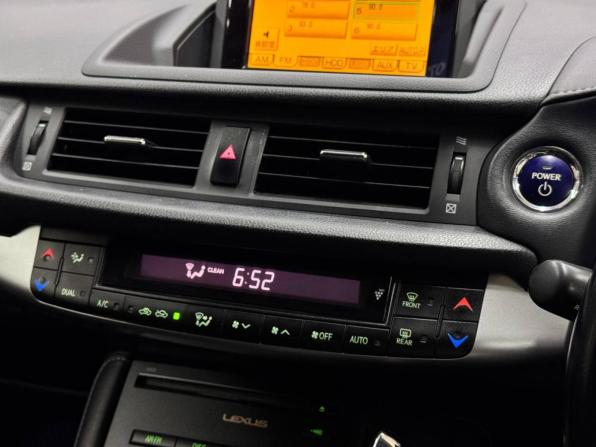 Lexus CT I с пробегом 2011 года, цена 1 389 000 рублей, 282000 км, хэтчбек, Автокод Объявления