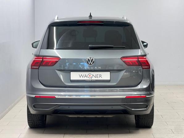 Volkswagen Tiguan II Рестайлинг с пробегом 2021 года, цена 2 265 000 рублей, 232305 км, внедорожник, Автокод Объявления
