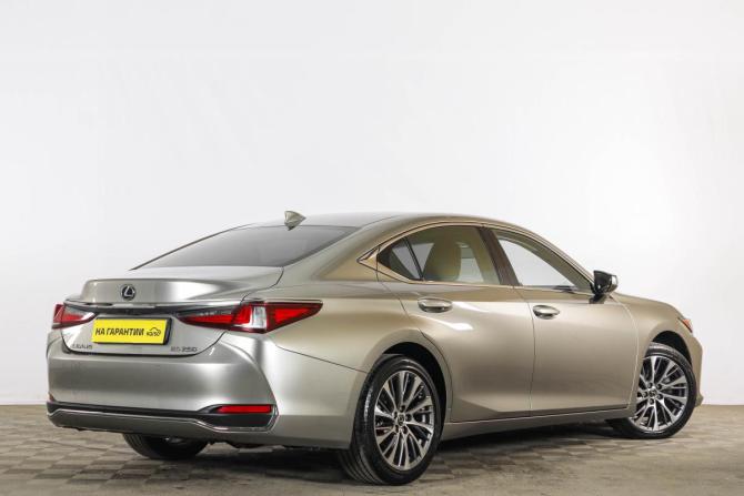 Lexus ES VII с пробегом 2021 года, цена 4 299 000 рублей, 125402 км, седан, Автокод Объявления