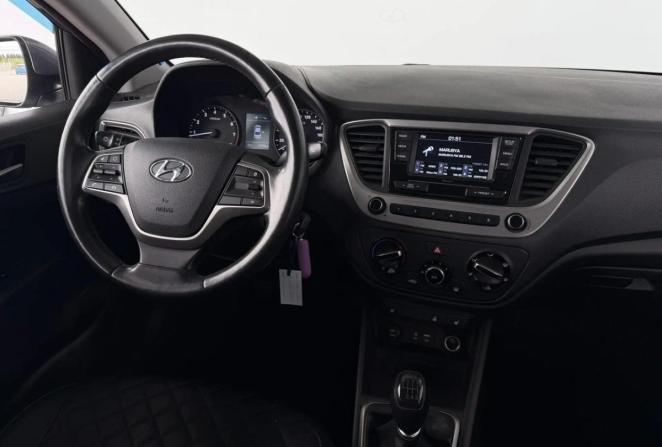Hyundai Solaris II с пробегом 2018 года, цена 1 219 000 рублей, 91258 км, седан, Автокод Объявления