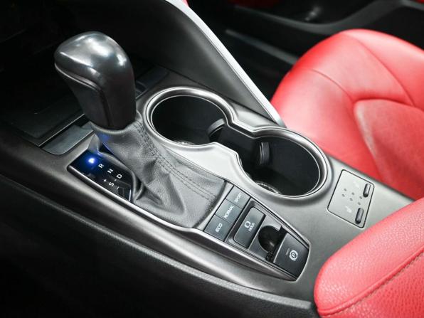 Toyota Camry VIII (XV70) Рестайлинг с пробегом 2021 года, цена 2 579 900 рублей, 87000 км, седан, Автокод Объявления