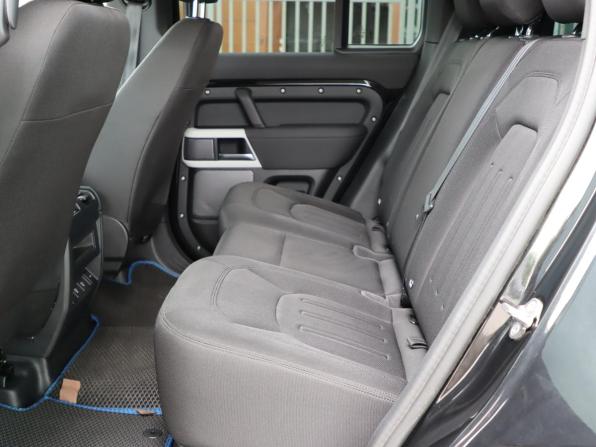 Land Rover Defender II с пробегом 2020 года, цена 4 190 000 рублей, 109793 км, внедорожник, Автокод Объявления