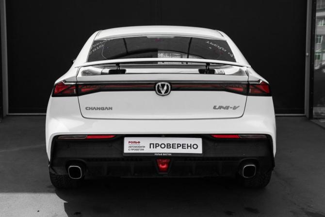 Changan UNI-V I с пробегом 2024 года, цена 2 499 000 рублей, 16031 км, лифтбек, Автокод Объявления