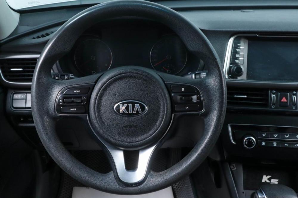 Kia K5 II Челябинск  - изображение 11