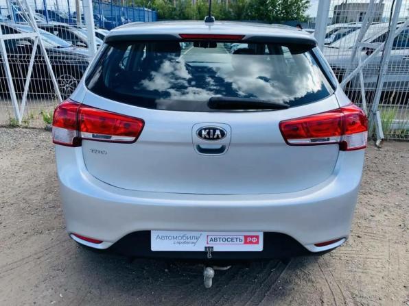 Kia Rio III Рестайлинг с пробегом 2017 года, цена 865 000 рублей, 119020 км, хэтчбек, Автокод Объявления