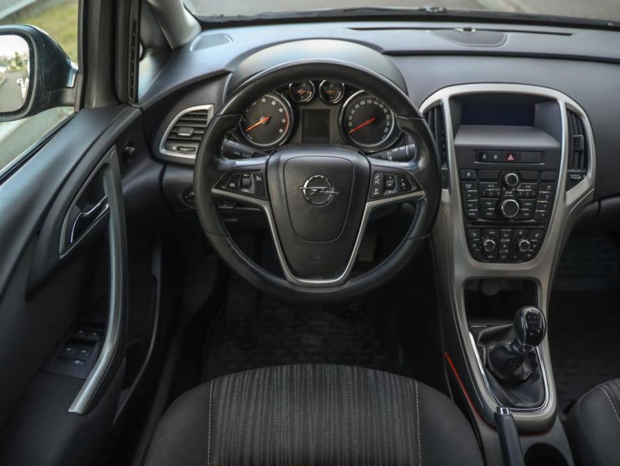 Opel Astra J Санкт-Петербург  - изображение 12