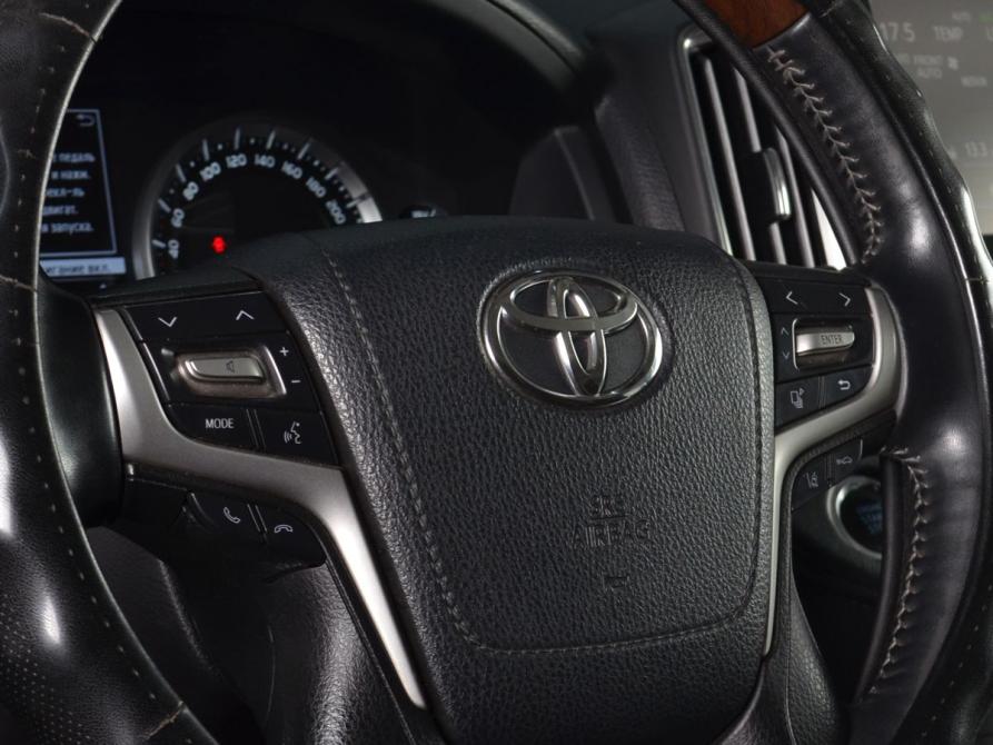 Toyota Land Cruiser 200 Series Рестайлинг 2 Кемерово  - изображение 9