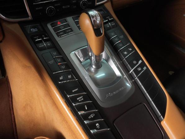 Porsche Panamera I Рестайлинг с пробегом 2015 года, цена 3 879 000 рублей, 149580 км, лифтбек, Автокод Объявления