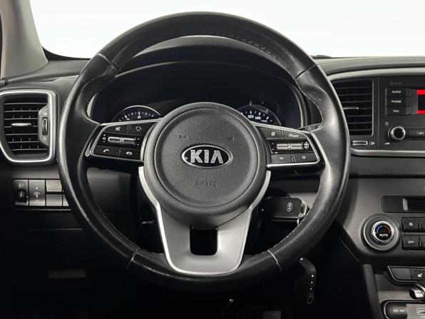 Kia Sportage IV Рестайлинг с пробегом 2021 года, цена 2 489 900 рублей, 47964 км, внедорожник, Автокод Объявления
