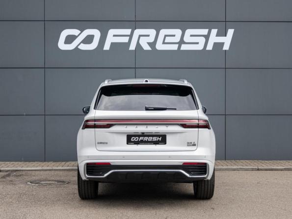Geely Monjaro I Рестайлинг 2 с пробегом 2026 года, цена 4 200 000 рублей, 23 км, внедорожник, Автокод Объявления