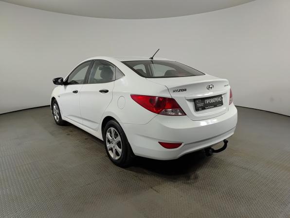 Hyundai Solaris I с пробегом 2013 года, цена 395 000 рублей, 237000 км, седан, Автокод Объявления