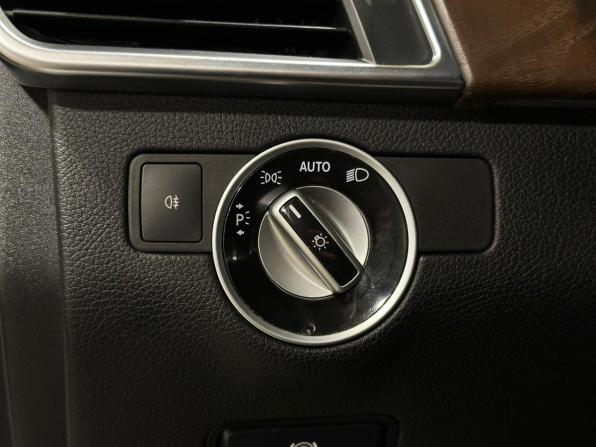 Mercedes-Benz M-Класс III (W166) с пробегом 2012 года, цена 1 855 000 рублей, 279423 км, внедорожник, Автокод Объявления