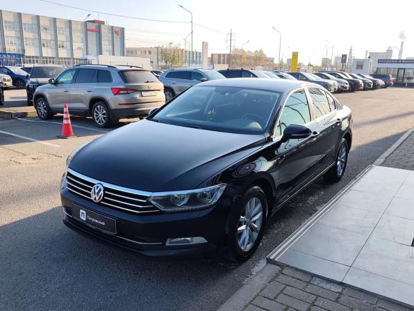 Volkswagen Passat B8 с пробегом 2018 года, цена 1 649 000 рублей, 157181 км, седан, Автокод Объявления
