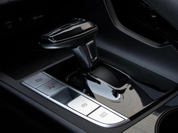 Hyundai Elantra VII (CN7) Рестайлинг с пробегом 2023 года, цена 2 320 000 рублей, 32842 км, седан, Автокод Объявления