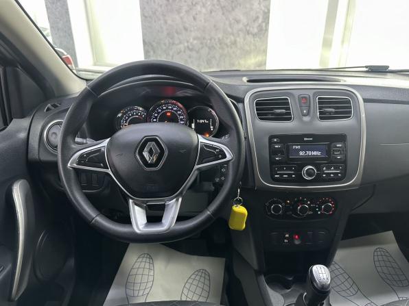 Renault Sandero II Рестайлинг с пробегом 2021 года, цена 1 299 000 рублей, 71347 км, хэтчбек, Автокод Объявления