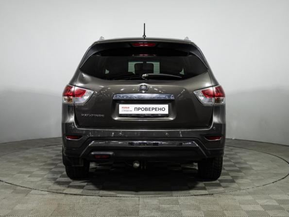 Nissan Pathfinder IV с пробегом 2015 года, цена 1 789 000 рублей, 126640 км, внедорожник, Автокод Объявления