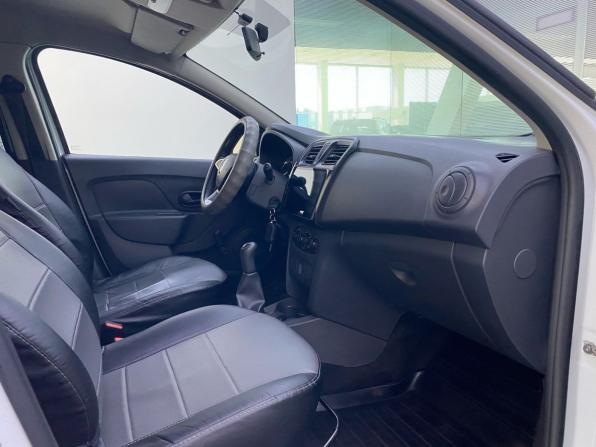 Renault Sandero II Рестайлинг с пробегом 2019 года, цена 955 000 рублей, 71500 км, хэтчбек, Автокод Объявления