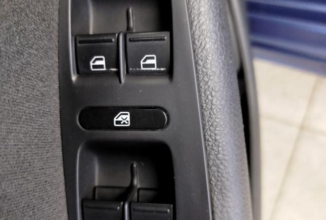 Volkswagen Jetta VI с пробегом 2014 года, цена 980 000 рублей, 209252 км, седан, Автокод Объявления