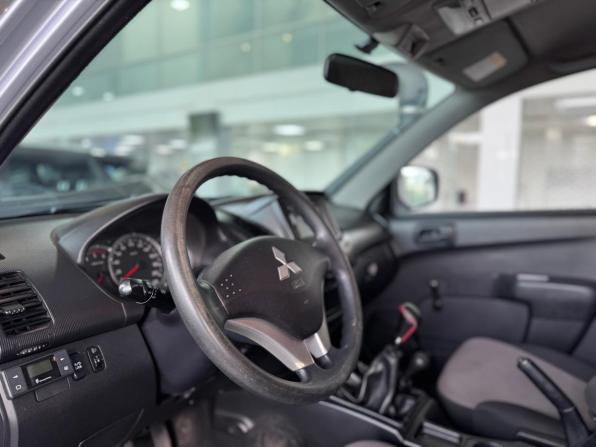 Mitsubishi L200 IV с пробегом 2013 года, цена 1 045 000 рублей, 280000 км, пикап, Автокод Объявления