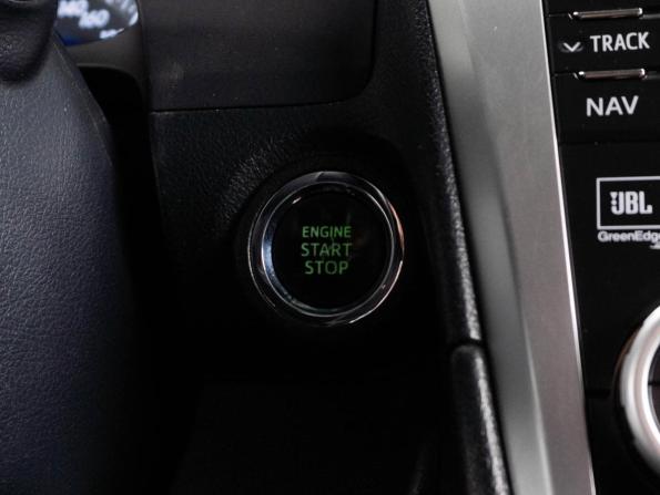 Toyota Camry VII (XV50) с пробегом 2012 года, цена 1 799 000 рублей, 221679 км, седан, Автокод Объявления